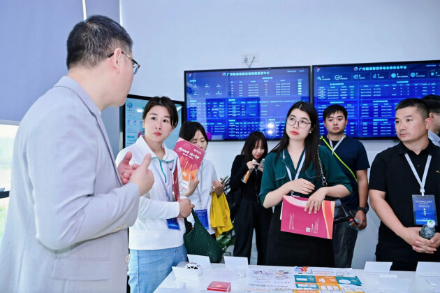 粵港澳社會(huì)組織攜手探索“科技向善”新路徑 數(shù)字文化創(chuàng)意內(nèi)容應(yīng)用服務(wù)的創(chuàng)新實(shí)踐